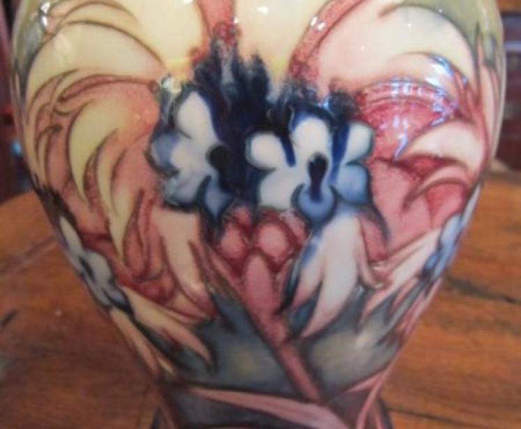 Superb Moorcroft Pink Cornflower Vase - Image 3