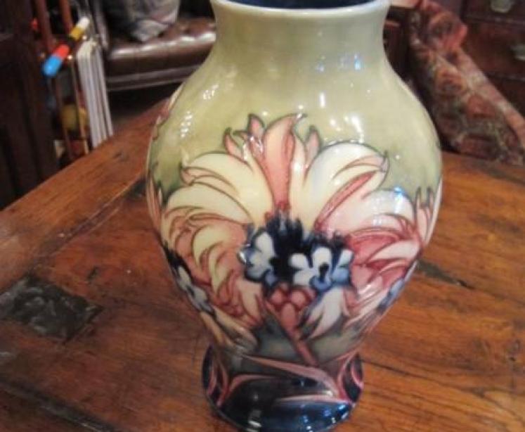 Superb Moorcroft Pink Cornflower Vase - Image 4