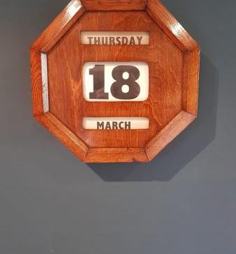 1920's Oak Perpetual Wall Calendar