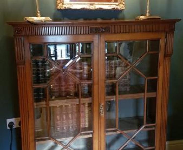Victorian Walnut Glazed Bookcase - Image 1