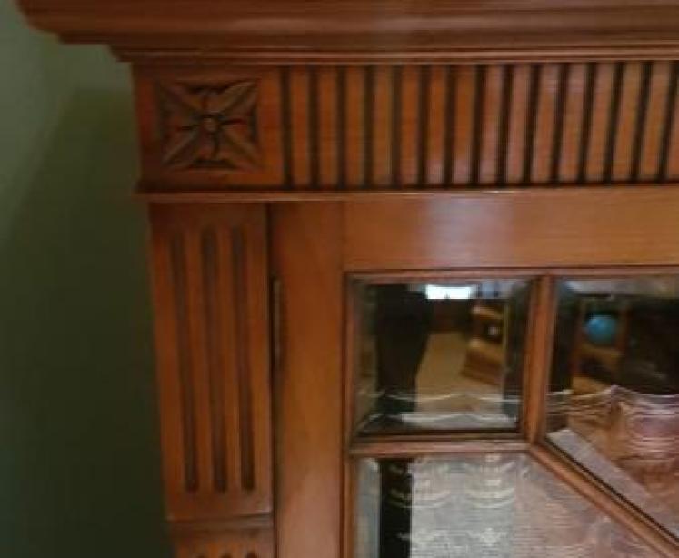Victorian Walnut Glazed Bookcase - Image 4