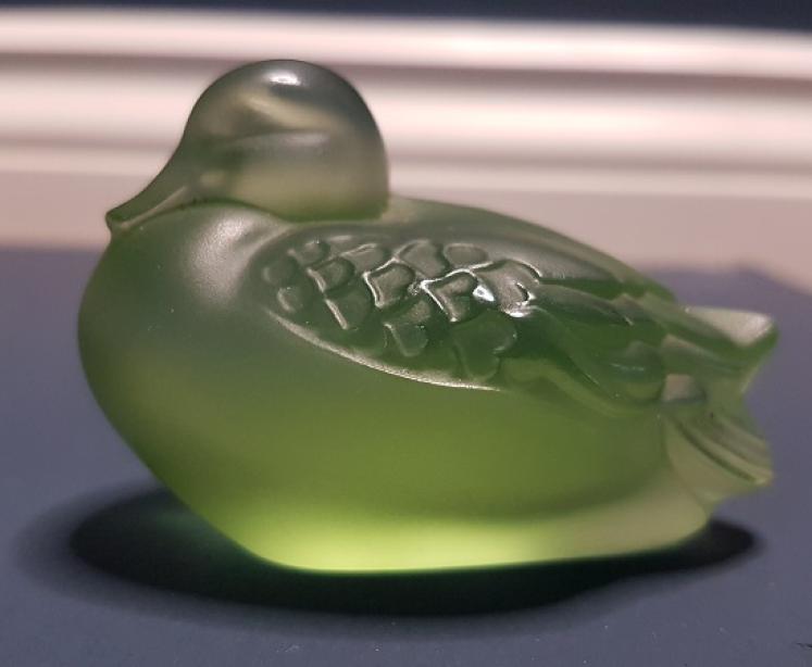 Lalique Green Sitting Duck - Image 5