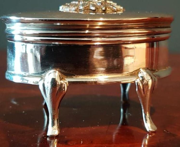 George V Silver Cat Motif Ring Box - Image 5