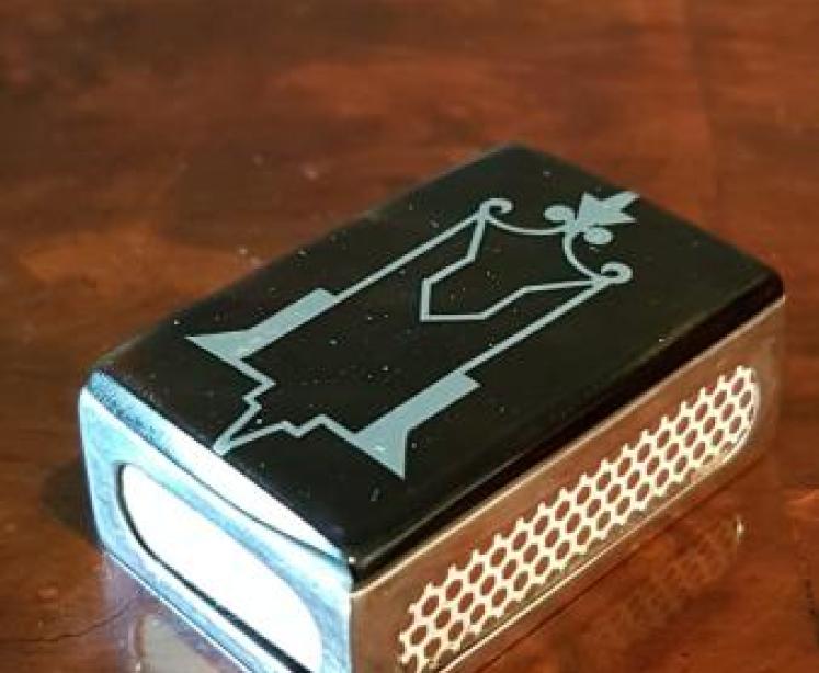 Victorian Silver and Tortoise Shell Matchbox Cover - Image 1