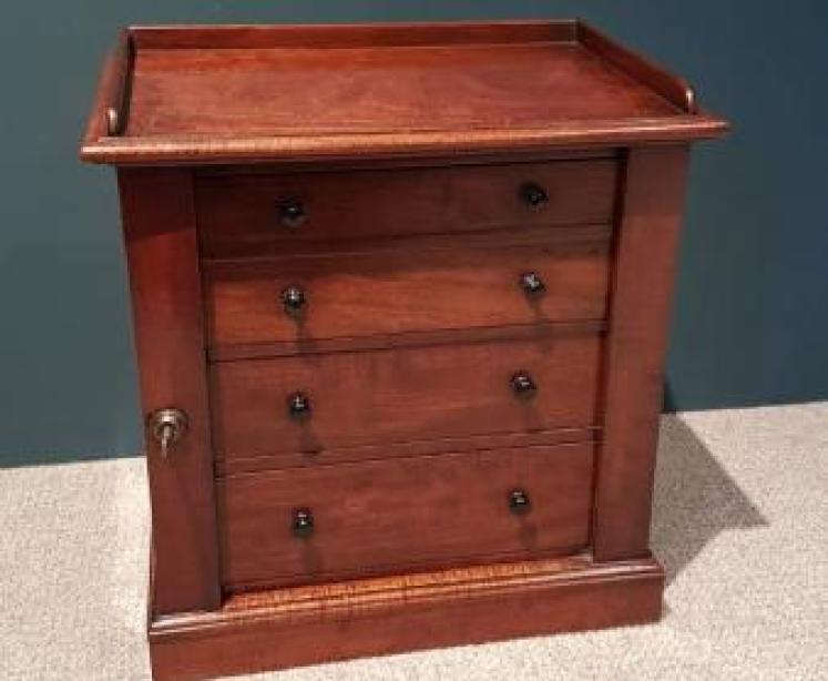 Victorian Mahogany Table Top Wellington Chest - Image 1