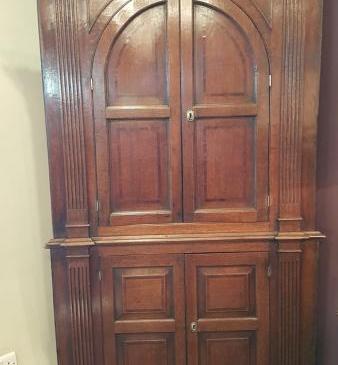 Superb George III Oak Double Corner Cupboard