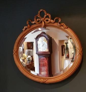 Victorian Oval Gilt Mirror