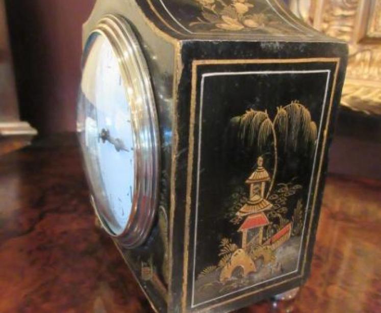 Small Antique Chinoiserie Mantel Clock - Image 5