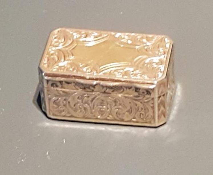 Sampson Mordan Silver Gilt Vinaigrette - Image 1