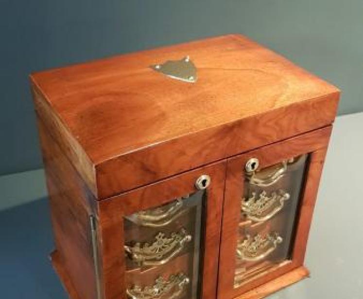 Victorian Figured Walnut Dome Top Jewellery Box - Image 6