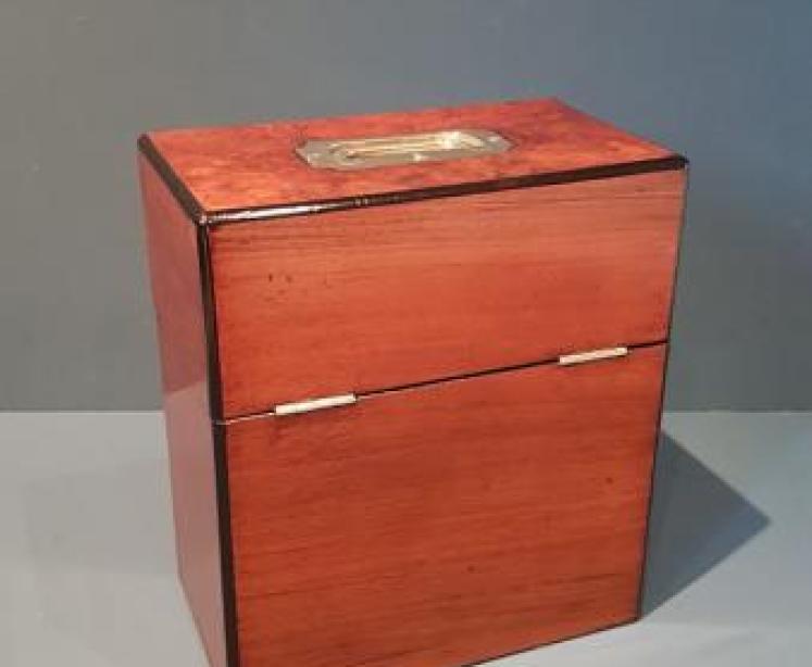 Victorian Burr Walnut Tantalus Box - Image 3