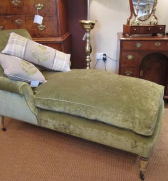 Superb Mid Victorian Upholstered Day Bed