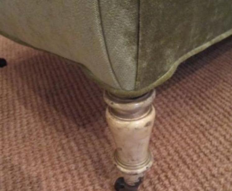 Superb Mid Victorian Upholstered Day Bed - Image 2