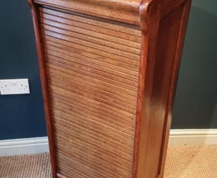 Late Victorian Globe Wernicke Oak Filling Cabinet - Image 2