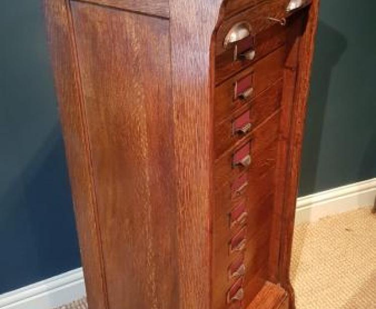 Late Victorian Globe Wernicke Oak Filling Cabinet - Image 4