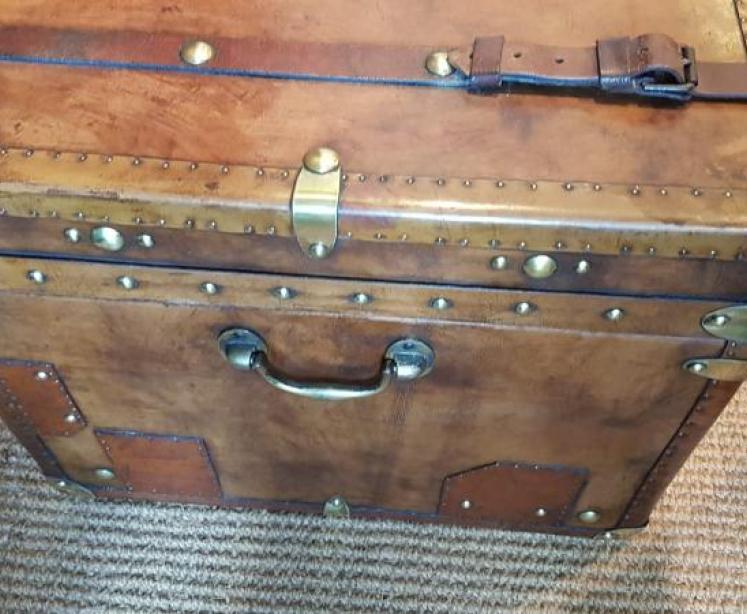 Superb Antique Leather Military Trunk - Image 6