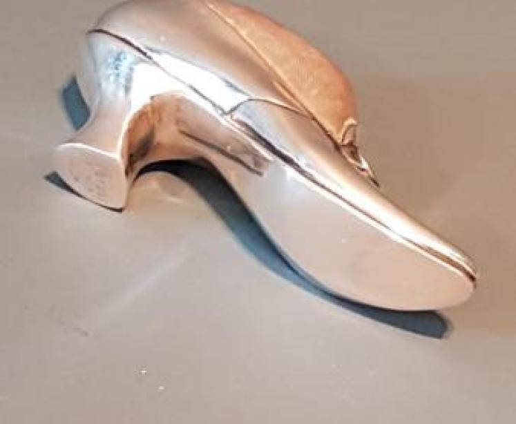 Silver Shoe Pin Cushion - Image 5