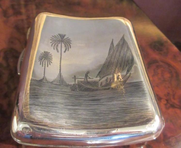 Antique Silver Neillo Engraved Case - Image 4