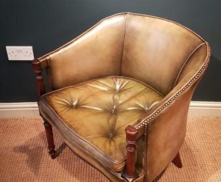 1920's Olive Hide Tub Chair - Image 3