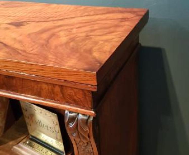 Fine Quality Early Victorian Walnut Open Bookcase - Image 5