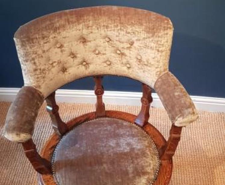 Victorian upholstered Oak Desk Chair - Image 2