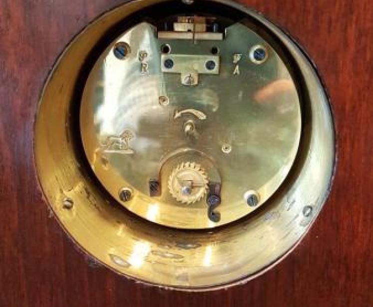 Fine Quality Inlaid Mahogany Mantel Clock  - Image 4