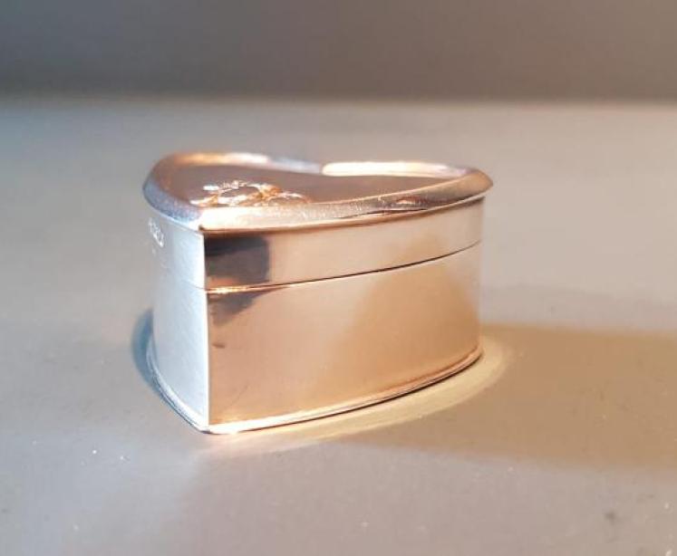 Silver Heart Shaped Ring Box - Image 2