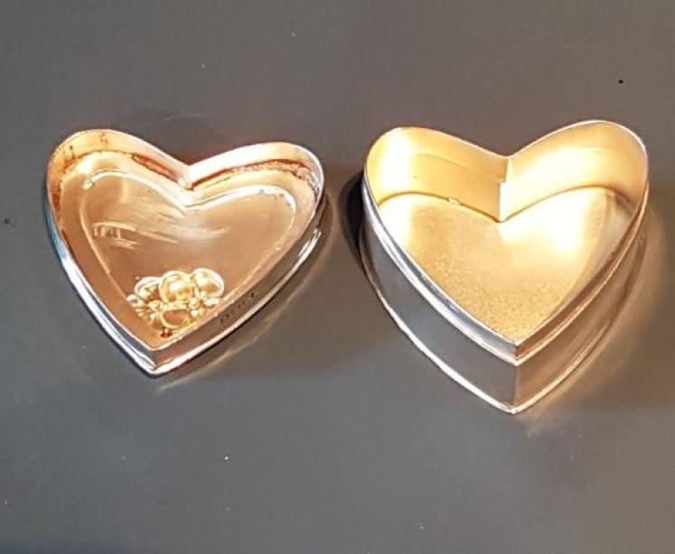 Silver Heart Shaped Ring Box - Image 3