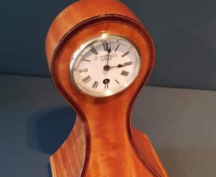 Fine Quality Small Edwardian Satinwood Balloon Clock - Image 2