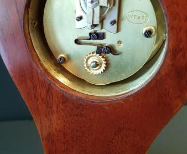 Fine Quality Small Edwardian Satinwood Balloon Clock - Image 4