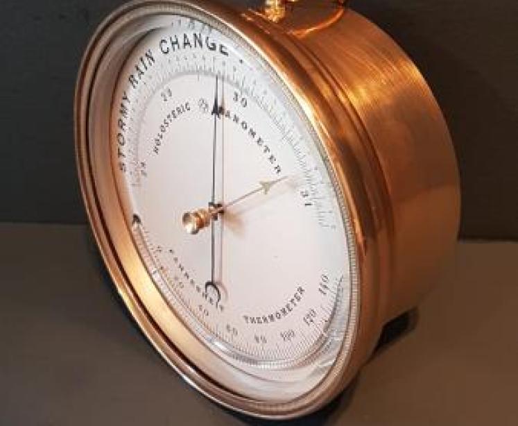 Victorian Brass Cased Marine Barometer with Crescent Thermometer - Image 2