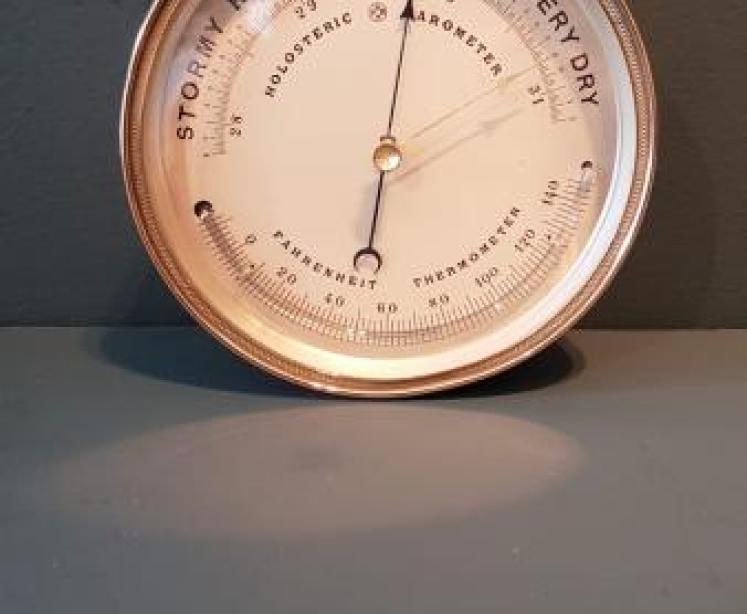 Victorian Brass Cased Marine Barometer with Crescent Thermometer - Image 6