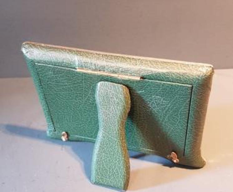 Edwardian Engraved Silver Photo Frame - Image 3