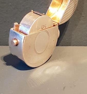 Unusual Victorian Patent Sovereign Box