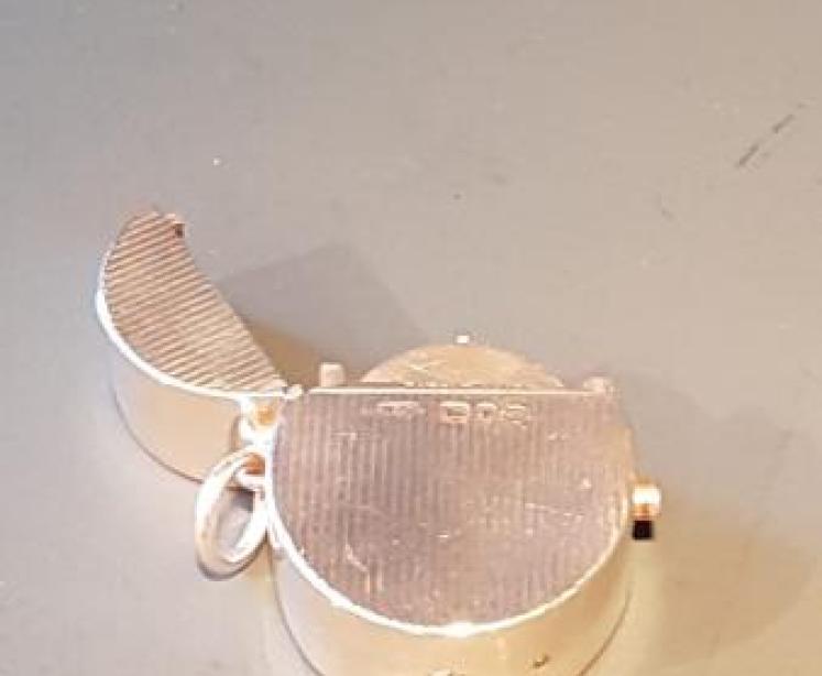 Unusual Victorian Patent Sovereign Box - Image 6