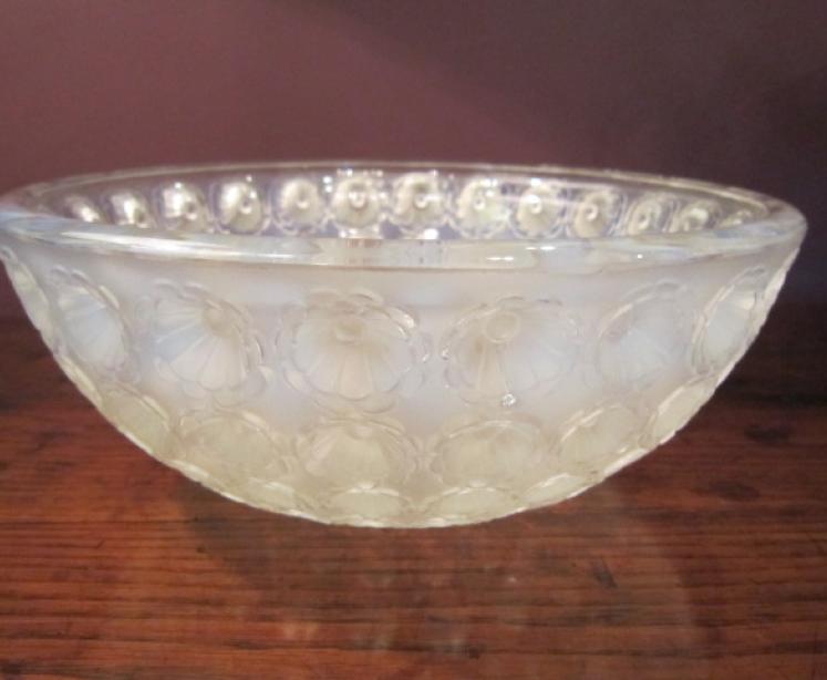 Rene Lalique Opalescent Nemours Glass Bowl - Image 2