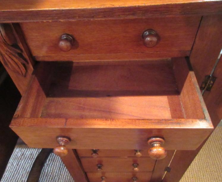 Mid Victorian Polished Oak Wellington Chest - Image 4