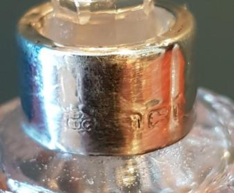 Pair of Silver Mounted Cut Crystal Scent Bottles - Image 4