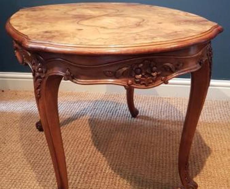 1920's Figured Walnut Coffee Table  - Image 2