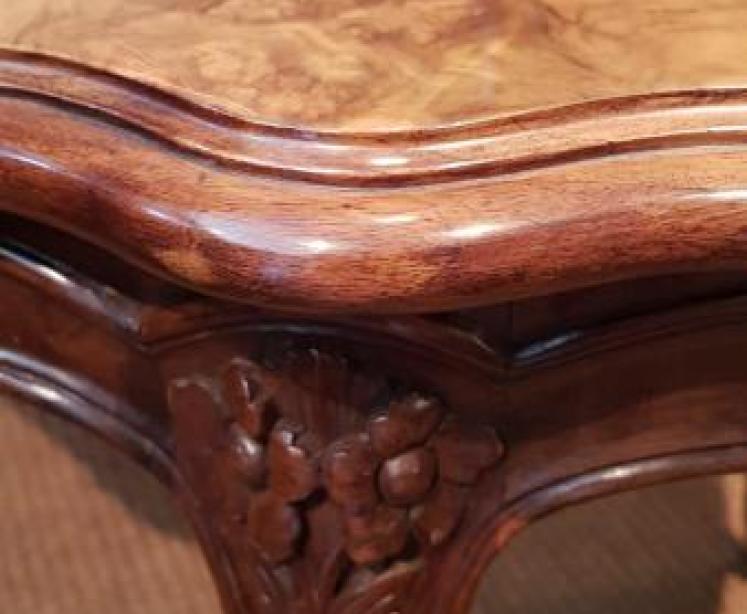 1920's Figured Walnut Coffee Table  - Image 5