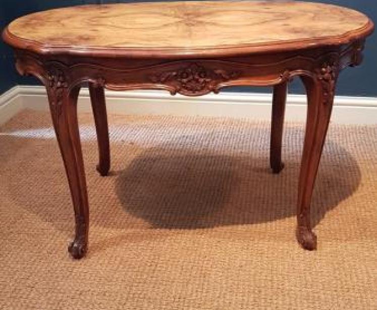 1920's Figured Walnut Coffee Table  - Image 7