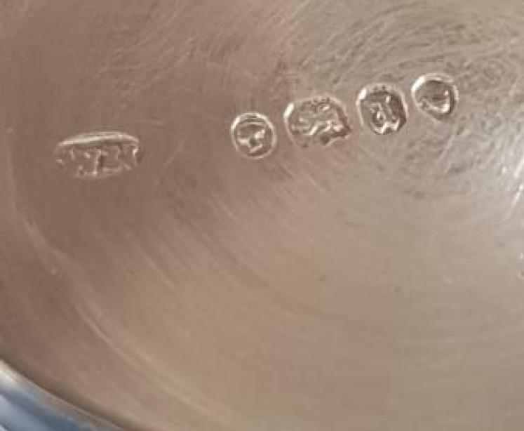 Superb Victorian Walnut and Silver Travelling Box - Image 6