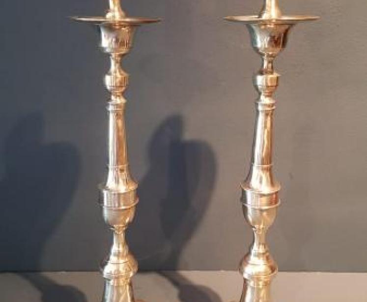 Large Pair of Early Victorian Brass Candlesticks - Image 1