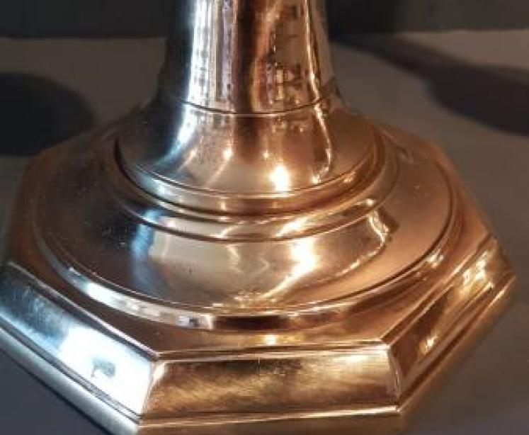 Large Pair of Early Victorian Brass Candlesticks - Image 5