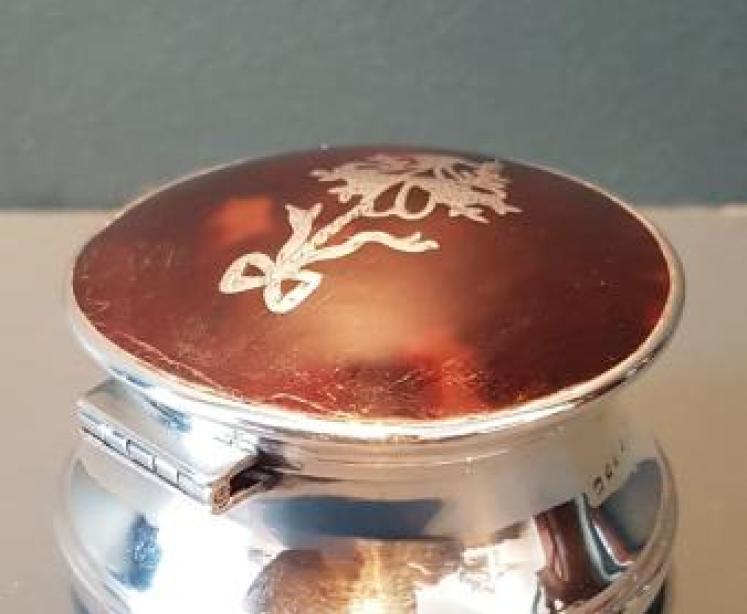 George V Silver and Tortoiseshell Ring Box - Image 3