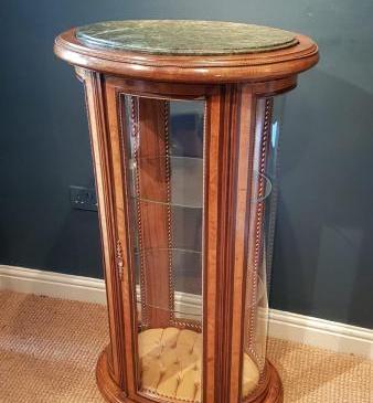 Victorian Inlaid Walnut Oval Display Case