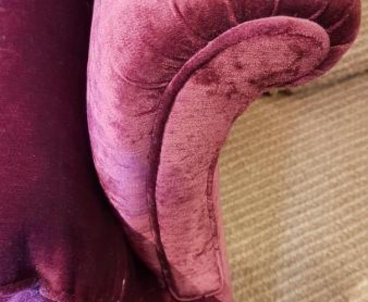 Superb Victorian Mahogany Carved Foot Sofa - Image 6