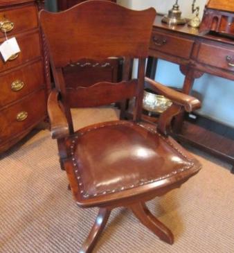 Arts & Crafts Period Mahogany Swivel Desk Chair