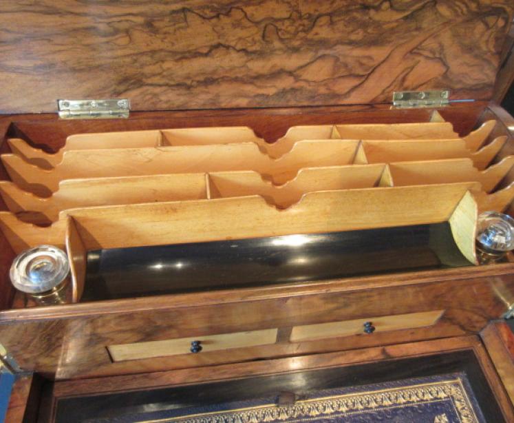 Outstanding Mid Victorian Burr Walnut Stationery Box - Image 5