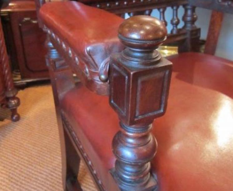 Superb Victorian Oak Court Room Armchair - Image 4